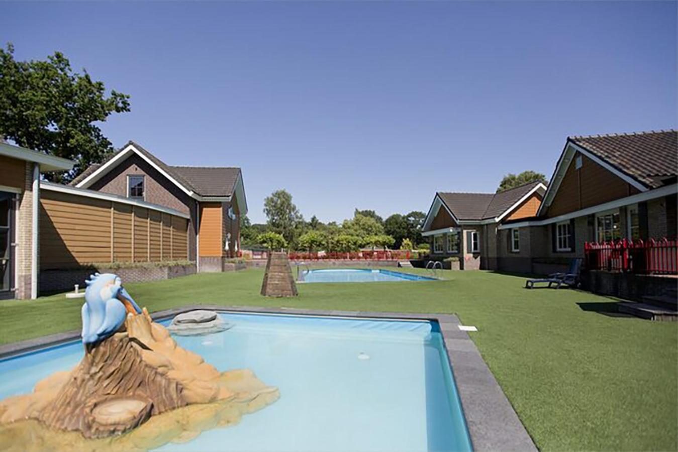 Ruim En Luxe Chalet Privetuin - Park 'De Ijsvogel' Apartment Voorthuizen Ngoại thất bức ảnh